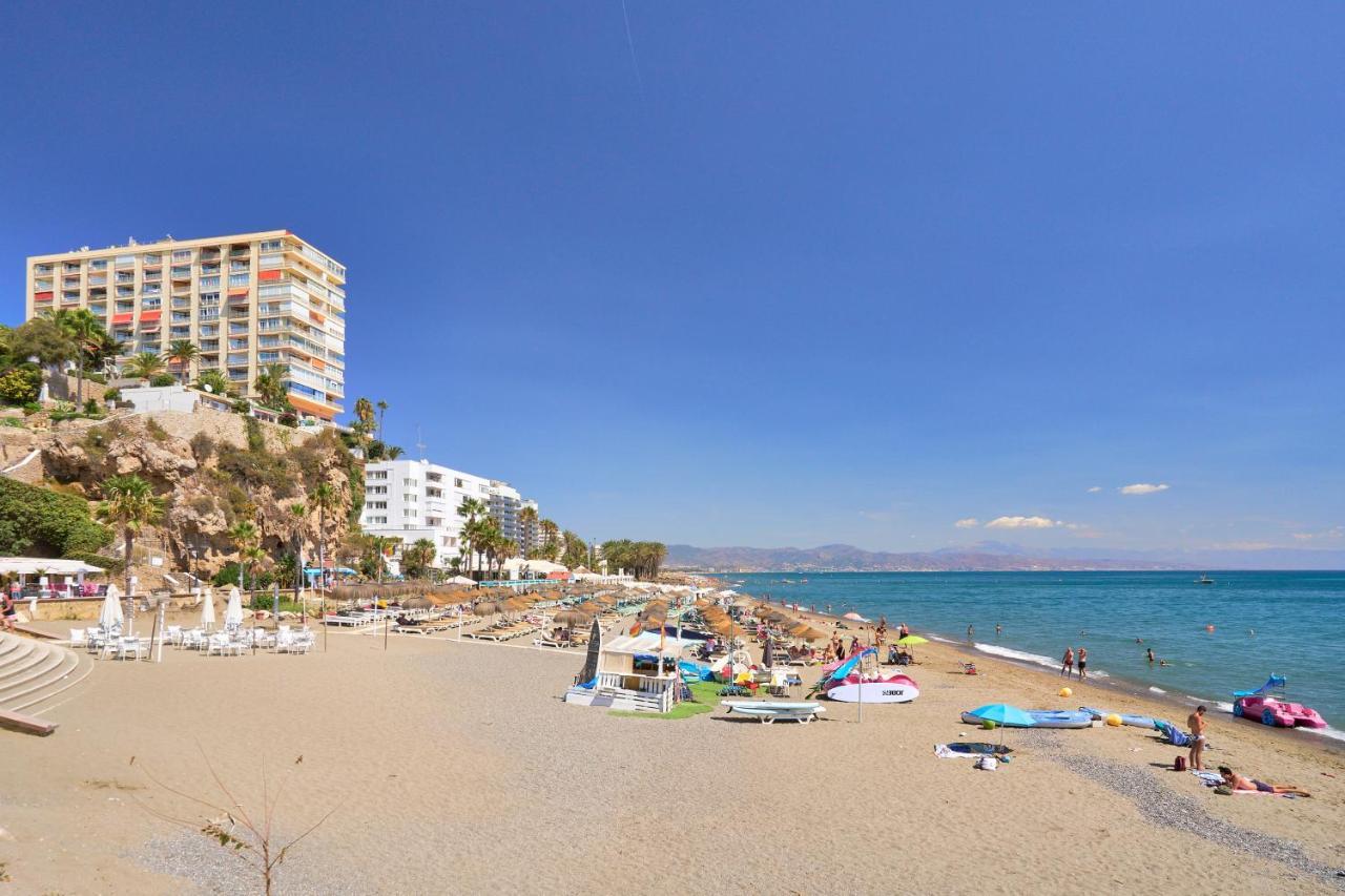 Savanna Beach. Amazing Apartment With Jacuzzi Torremolinos Extérieur photo